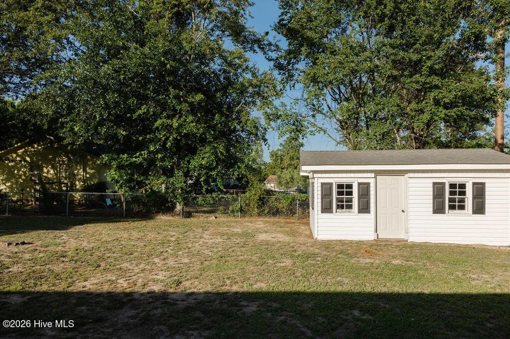 1612 Fairground Road Dunn, NC 28334