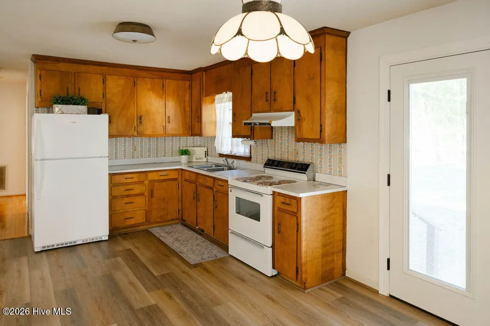 1612 Fairground Road Dunn, NC 28334
