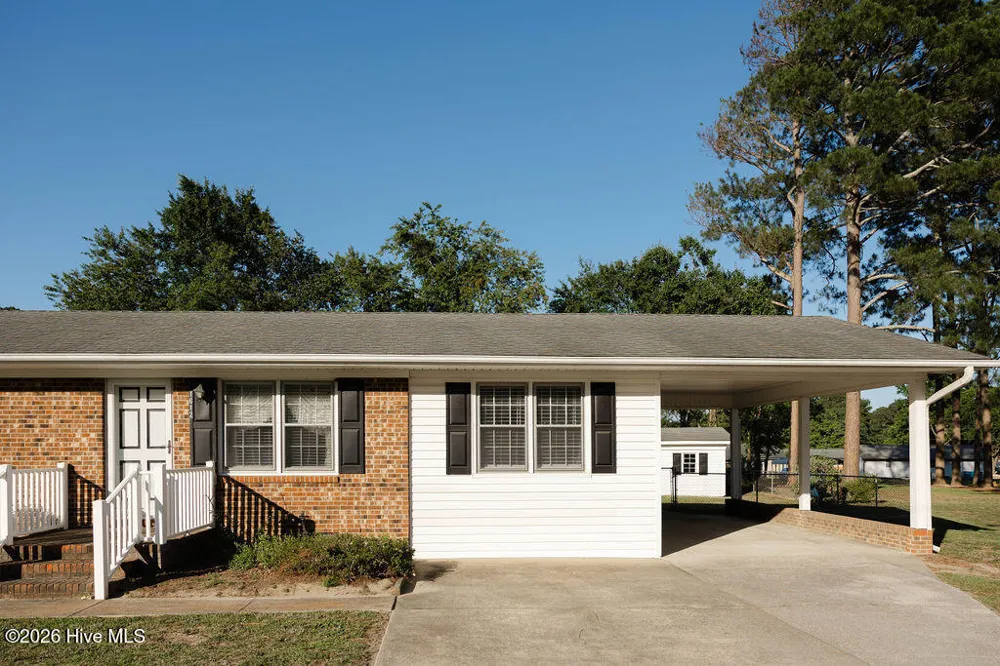 1612 Fairground Road Dunn, NC 28334
