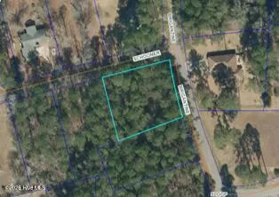4001& 4003 Schooner Circle Oriental, NC 28571