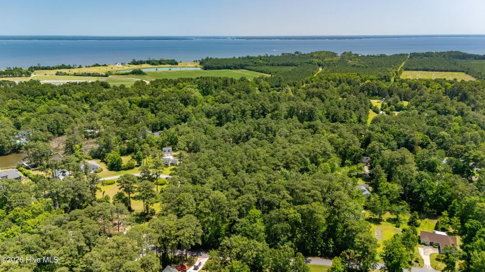 4001& 4003 Schooner Circle Oriental, NC 28571