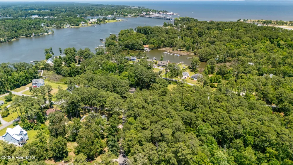 4001& 4003 Schooner Circle Oriental, NC 28571