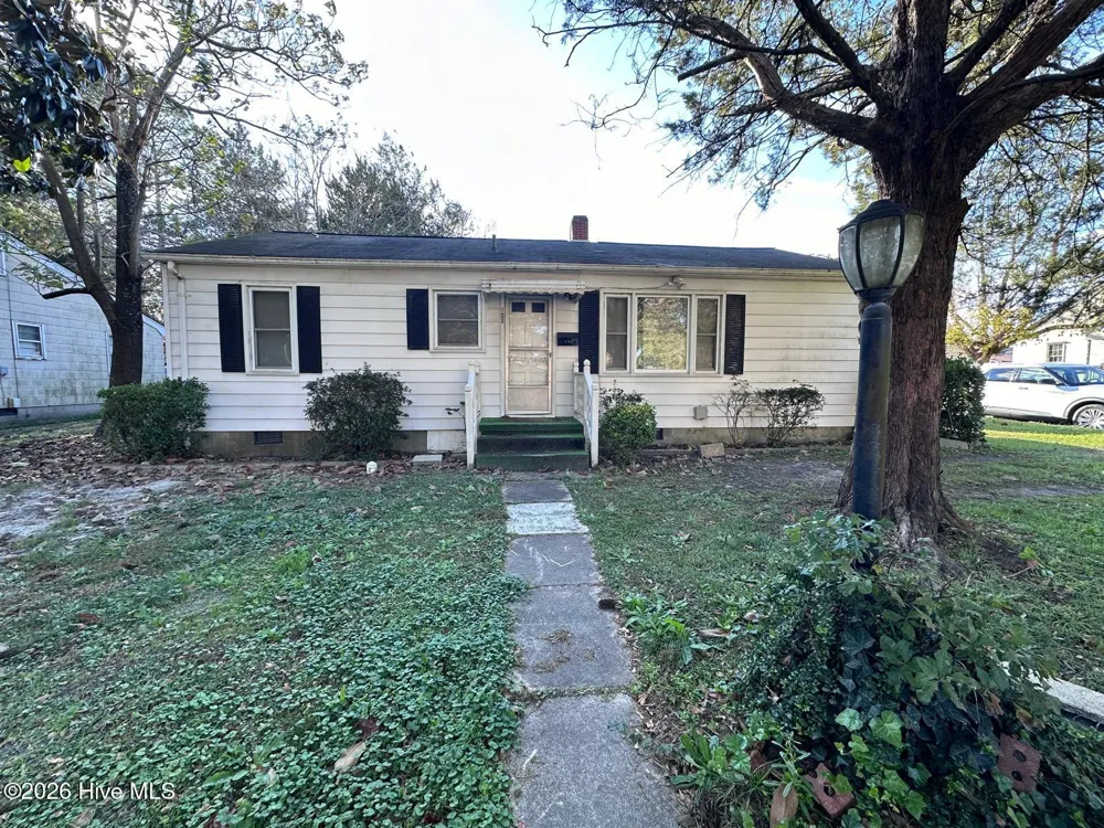 100 Plymouth Street Williamston, NC 27892