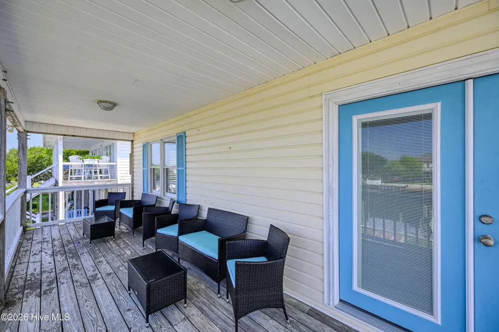 1041 1st Street Surf City, NC 28445