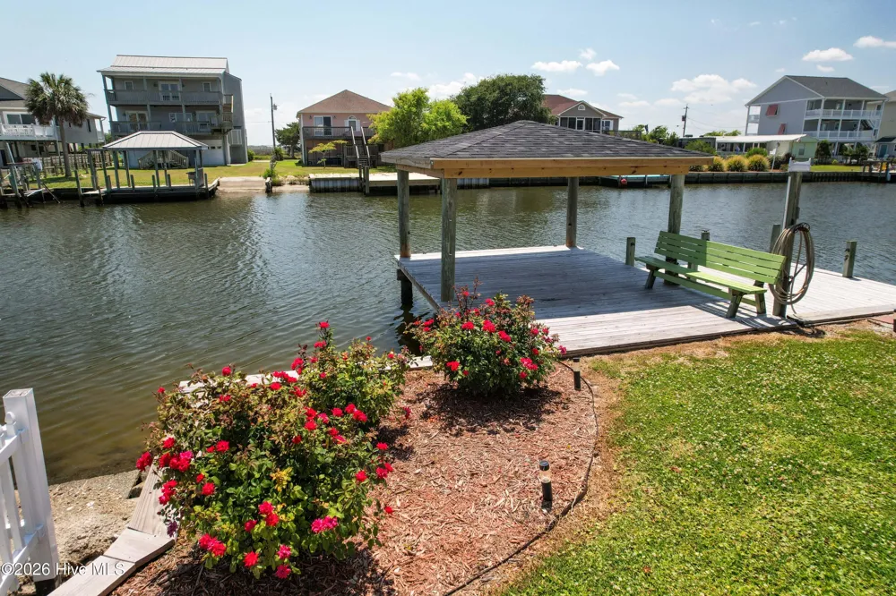 1041 1st Street Surf City, NC 28445