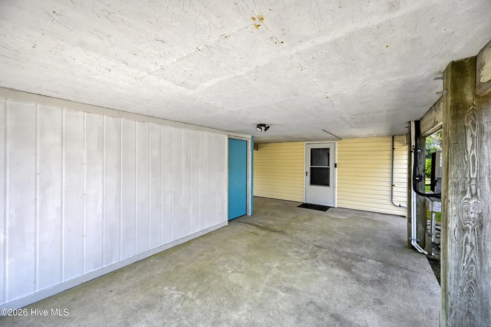 1041 1st Street Surf City, NC 28445