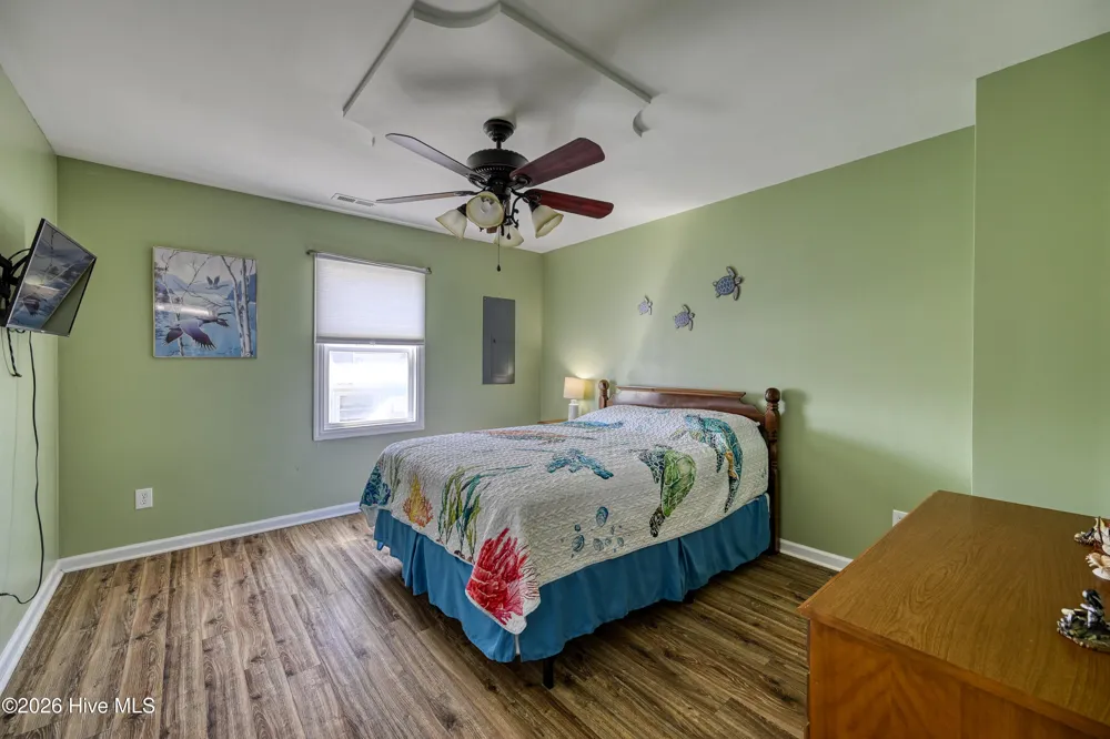 1041 1st Street Surf City, NC 28445