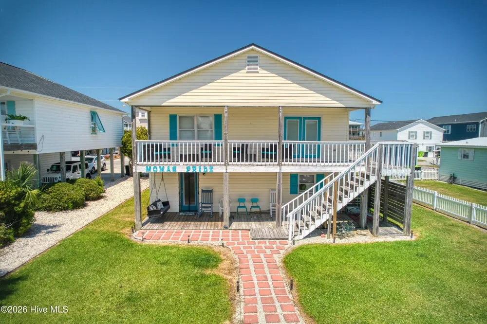 1041 1st Street Surf City, NC 28445