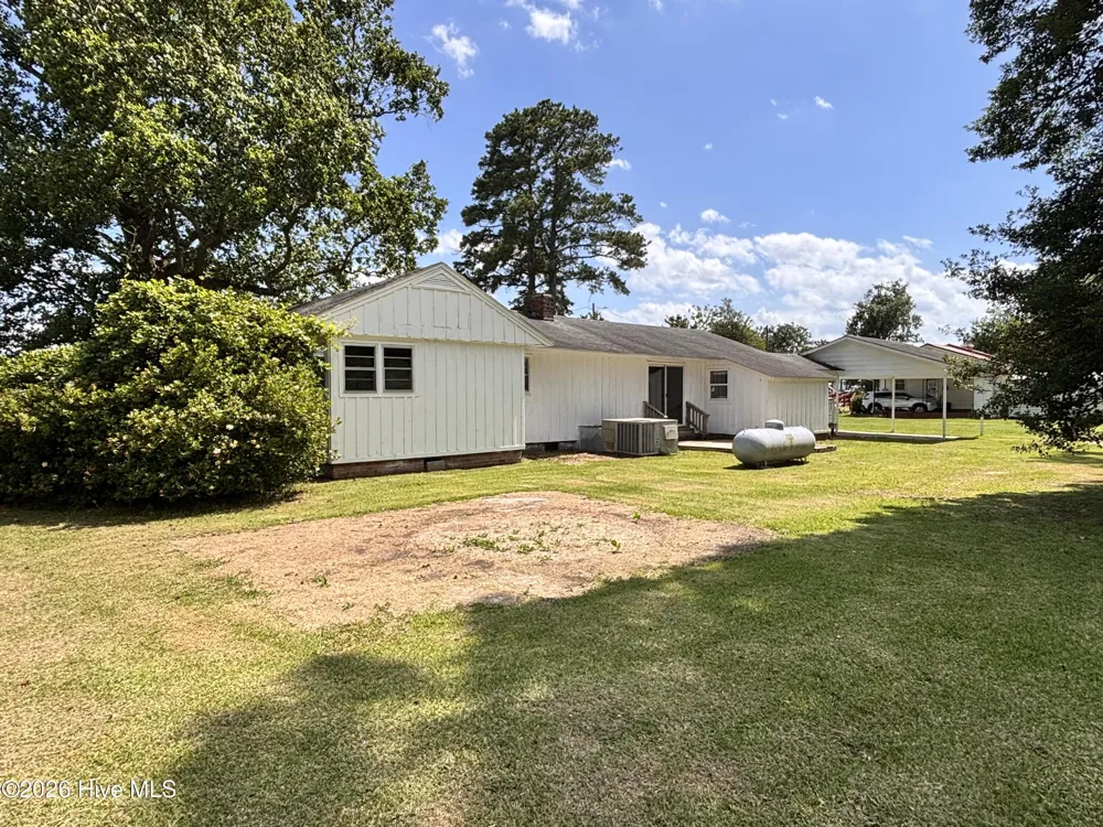 735 Faison Highway Clinton, NC 28328