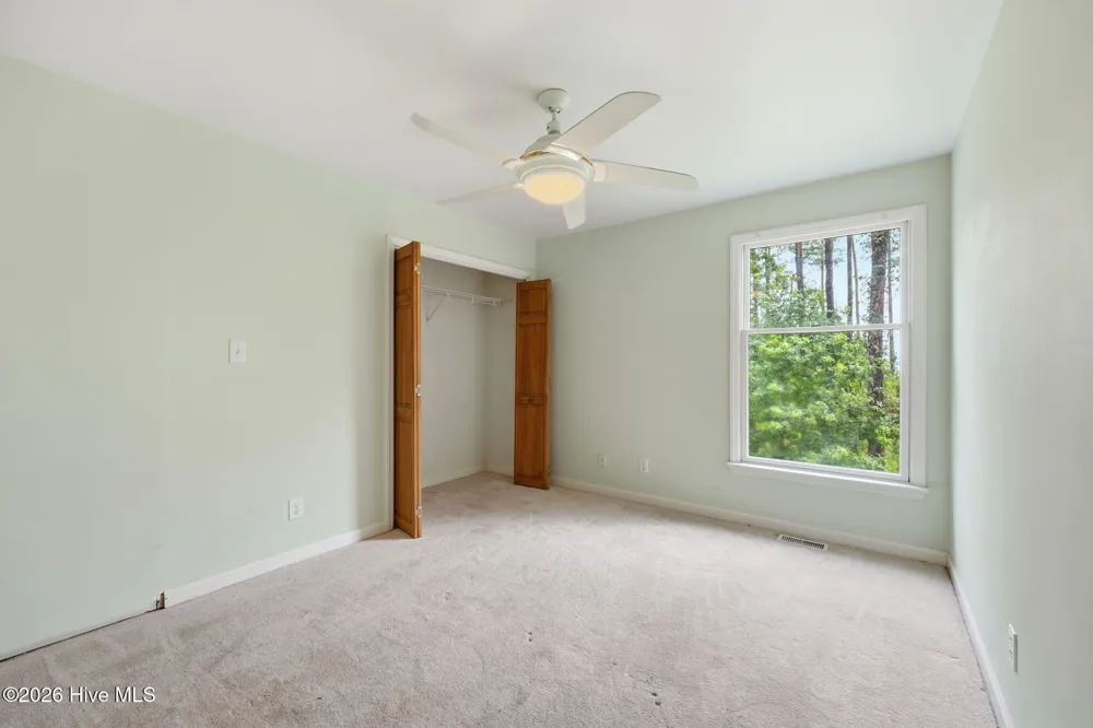 134 W Dowry Creek Belhaven, NC 27810