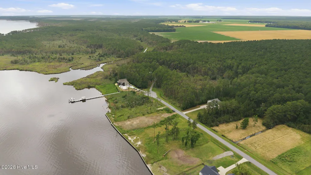 134 W Dowry Creek Belhaven, NC 27810