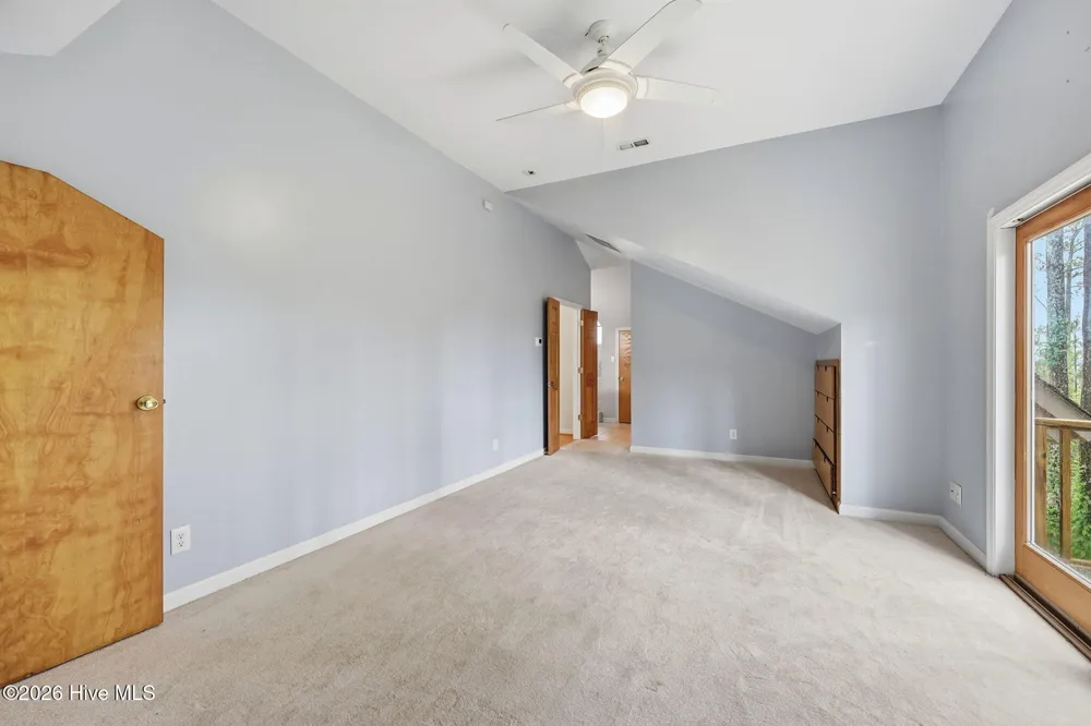 134 W Dowry Creek Belhaven, NC 27810