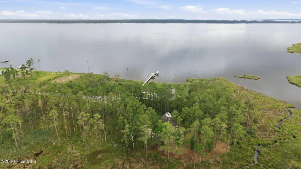 134 W Dowry Creek Belhaven, NC 27810