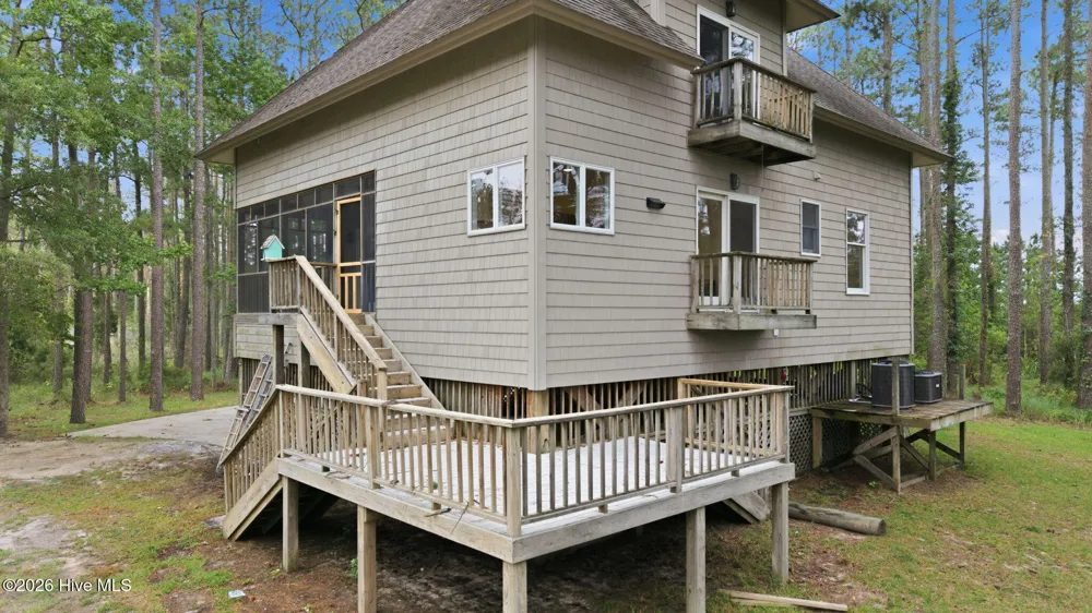 134 W Dowry Creek Belhaven, NC 27810