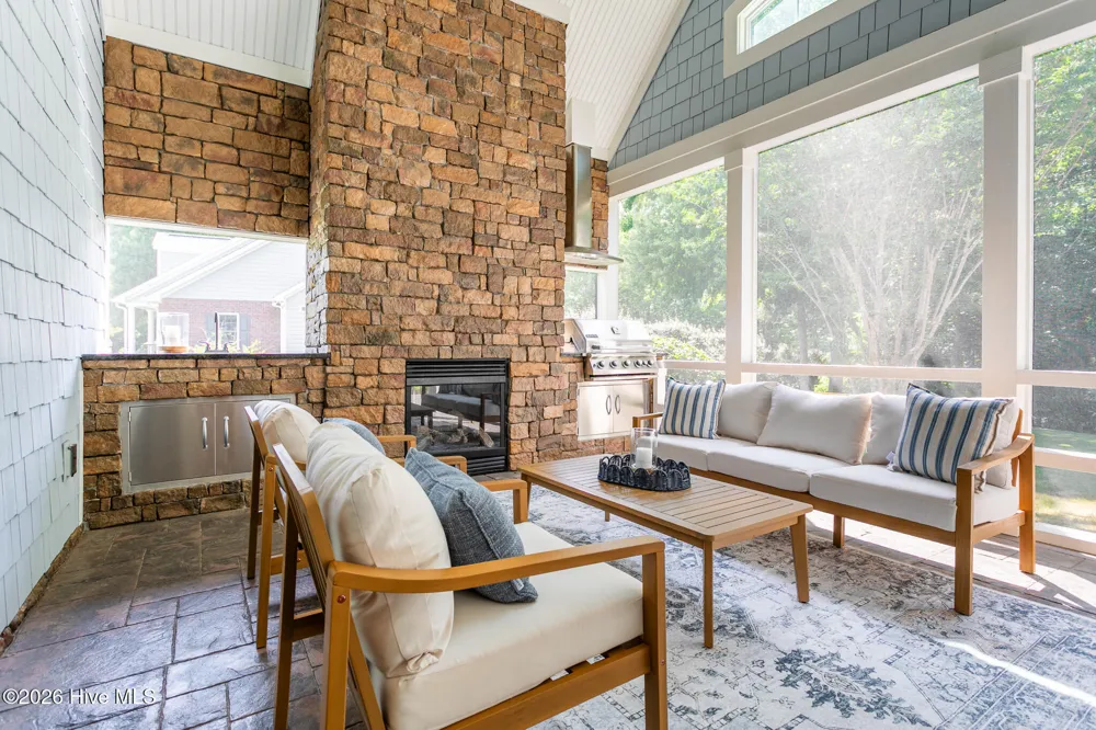 128 Meherrin River Drive Hertford, NC 27944