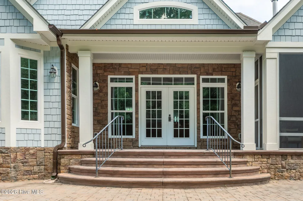 128 Meherrin River Drive Hertford, NC 27944