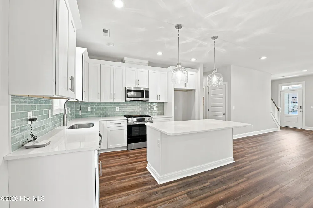 2010 Brighton Drive New Bern, NC 28562