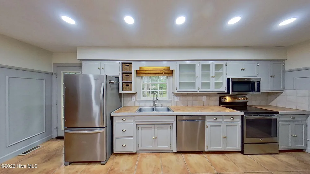 3615 Fox Chase Road Trent Woods, NC 28562