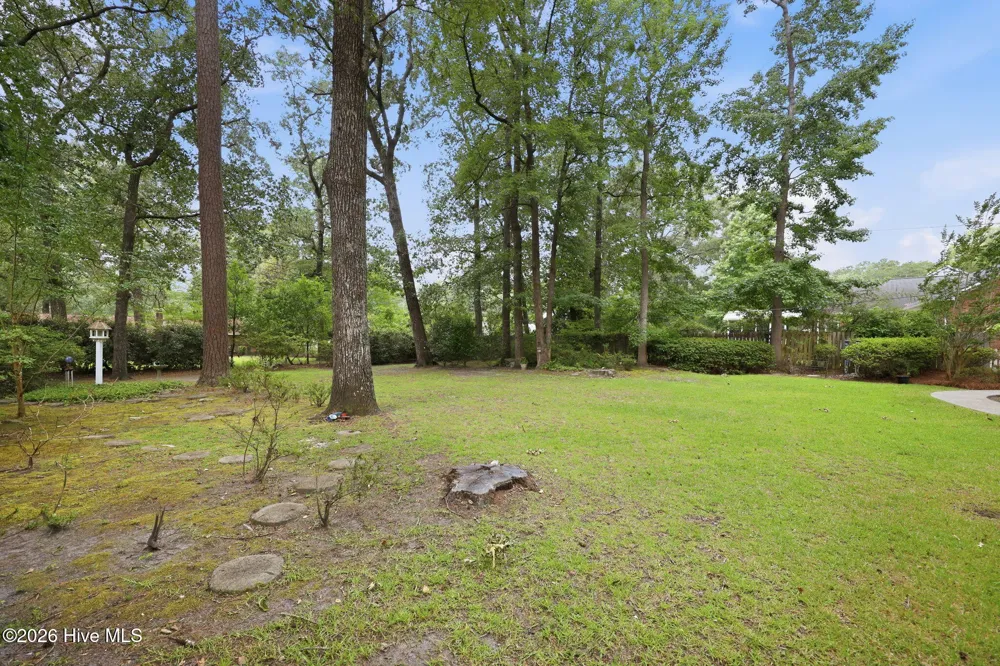 3615 Fox Chase Road Trent Woods, NC 28562