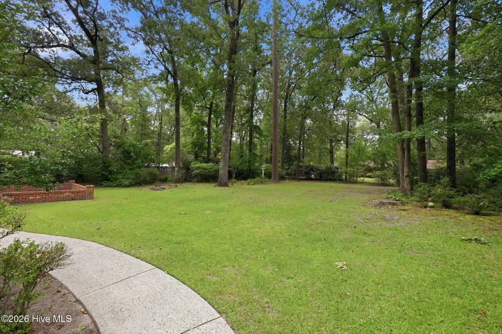 3615 Fox Chase Road Trent Woods, NC 28562