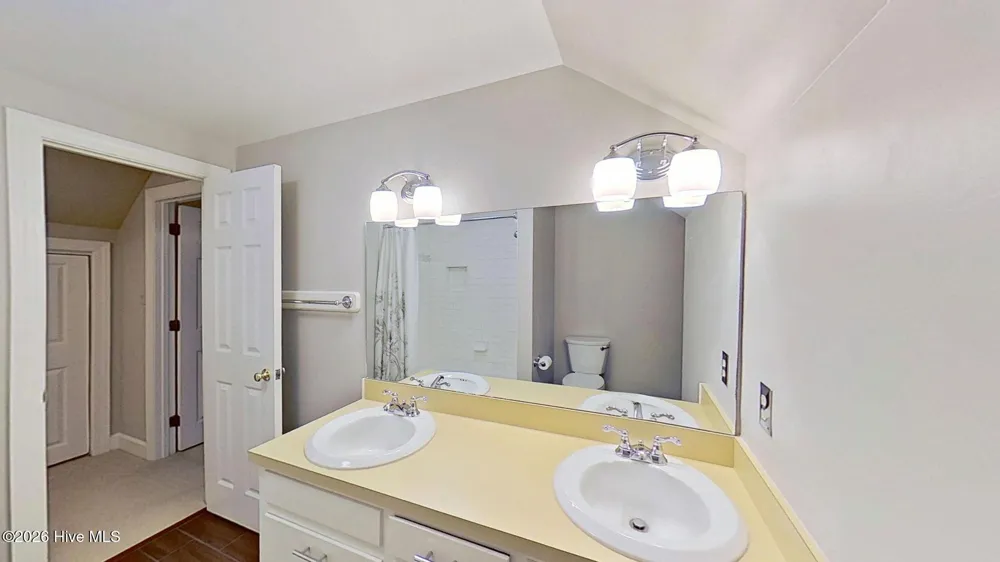 3615 Fox Chase Road Trent Woods, NC 28562