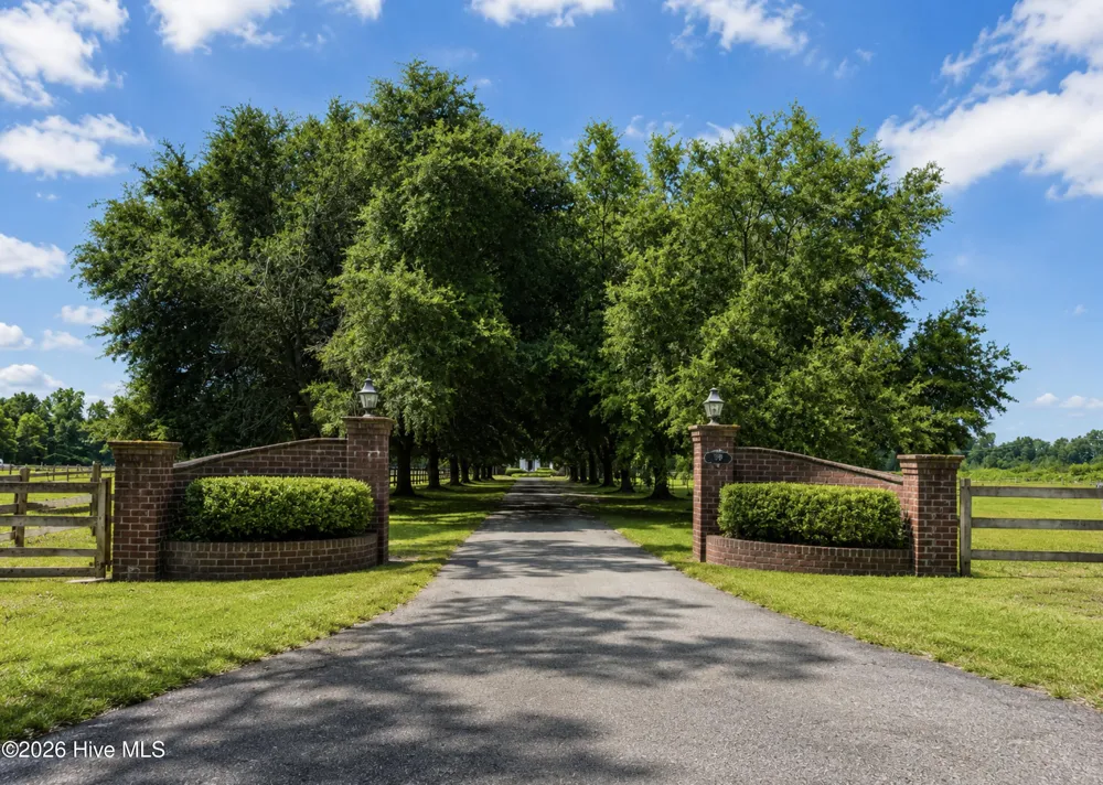 1760 Taylor Road Farmville, NC 27828