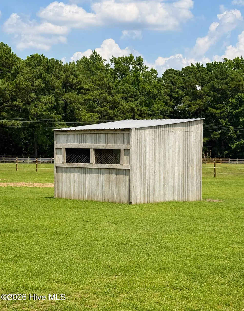1760 Taylor Road Farmville, NC 27828