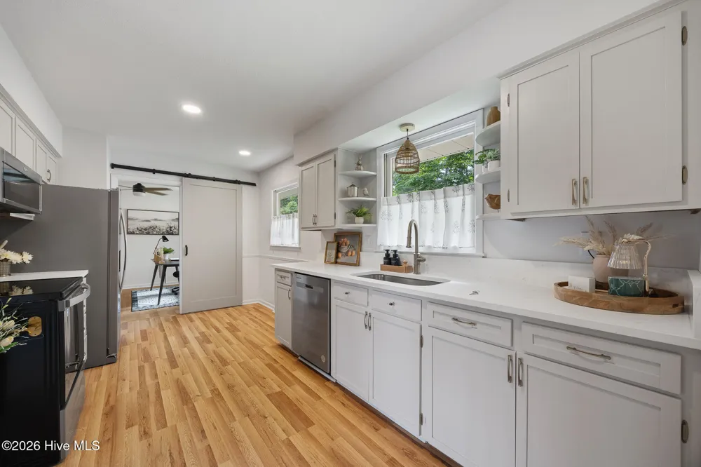 172 Pine Ridge Drive Whispering Pines, NC 28327