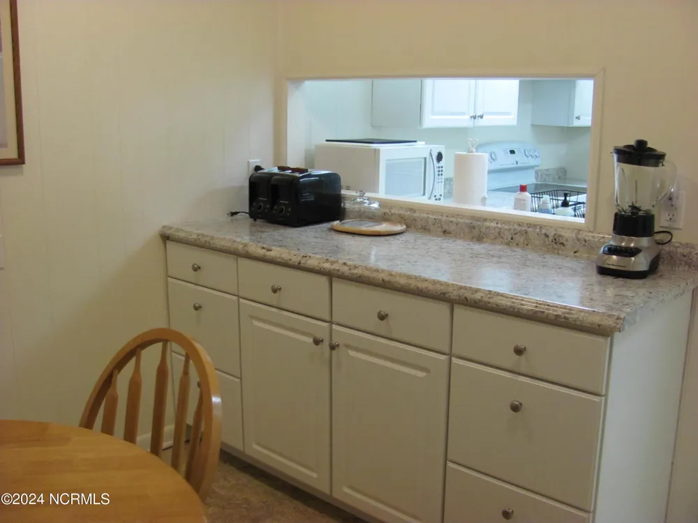323 Front Street Beaufort, NC 28516