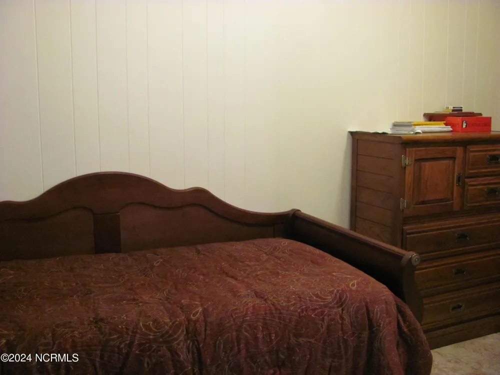 323 Front Street Beaufort, NC 28516