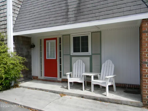 323 Front Street