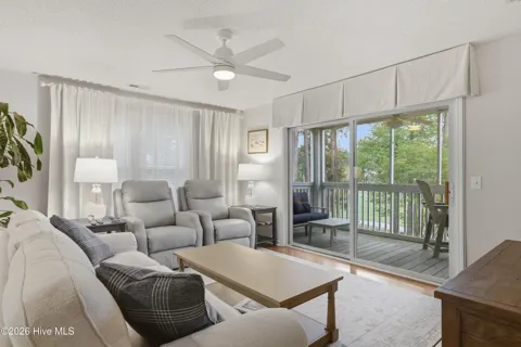 3350 Club Villas Drive ## 1103
