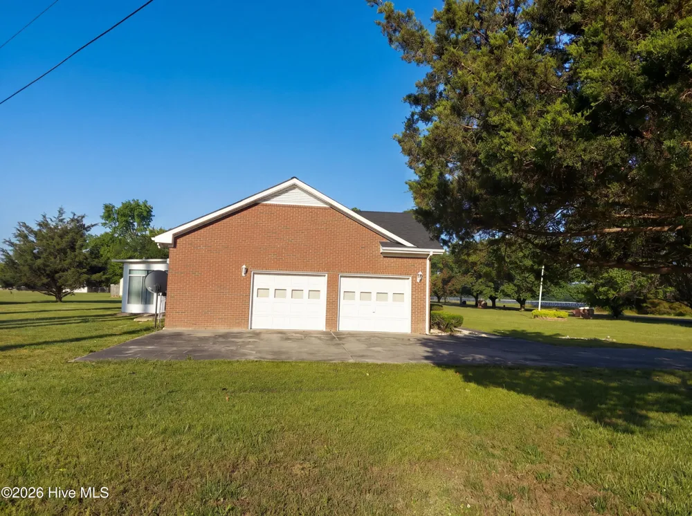 1960 Edwards Fork Road Scotland Neck, NC 27874