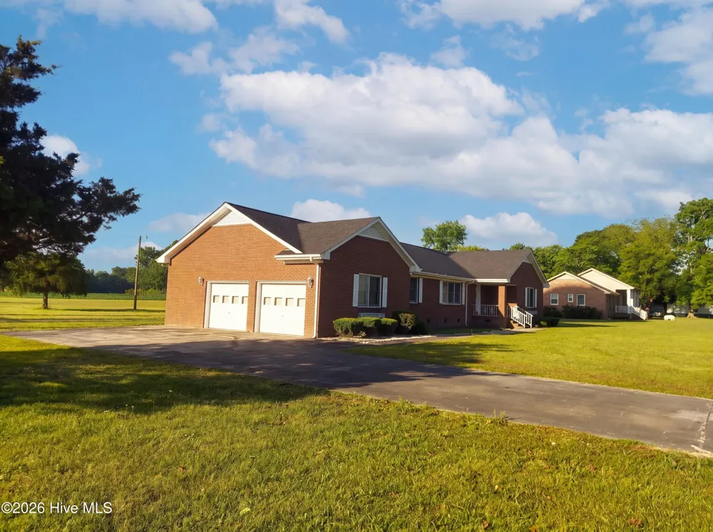1960 Edwards Fork Road Scotland Neck, NC 27874