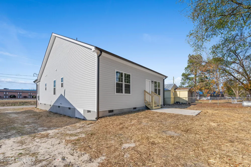 608 S Goldsboro Street Fremont, NC 27830