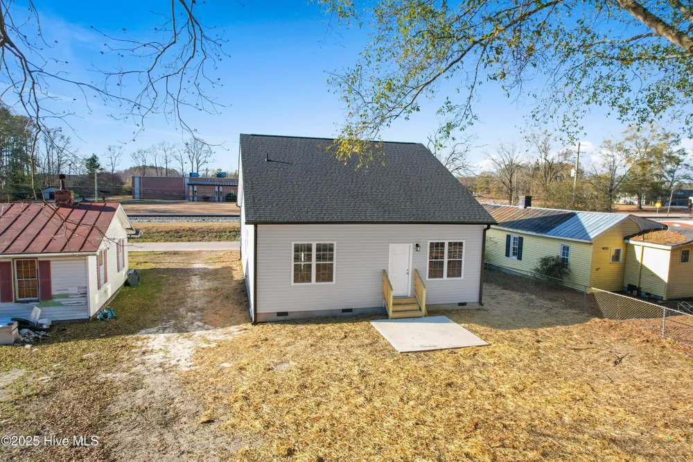 608 S Goldsboro Street Fremont, NC 27830