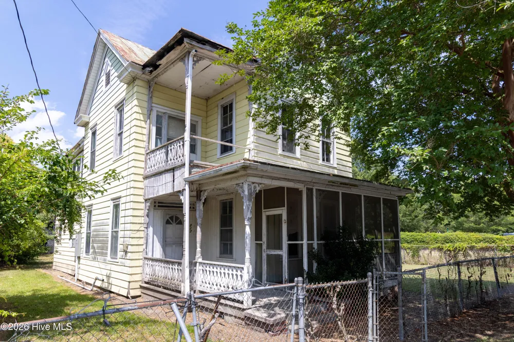 217 E Gale Street Edenton, NC 27932