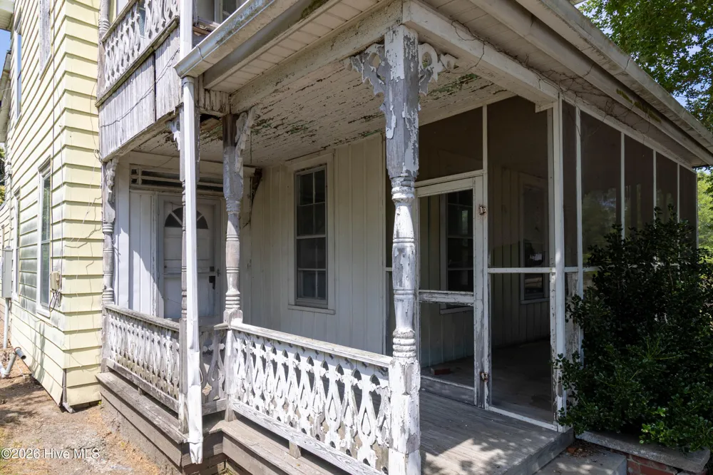 217 E Gale Street Edenton, NC 27932
