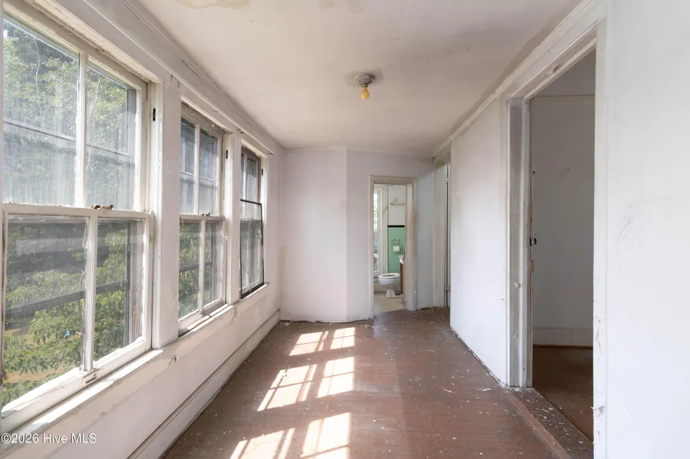 217 E Gale Street Edenton, NC 27932