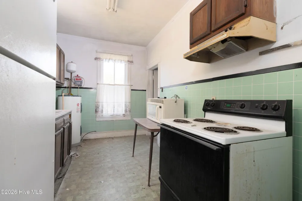 217 E Gale Street Edenton, NC 27932