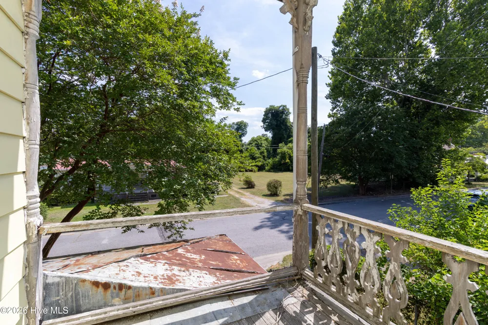 217 E Gale Street Edenton, NC 27932