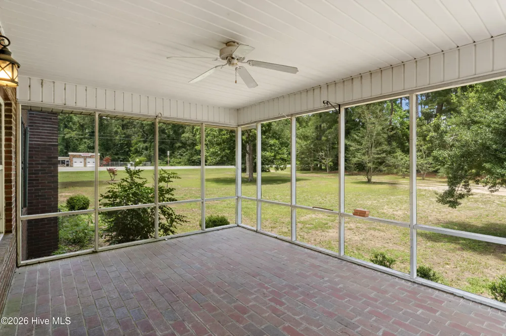 1726 U.S. 701 Highway Elizabethtown, NC 28337
