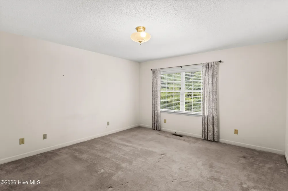 1726 U.S. 701 Highway Elizabethtown, NC 28337