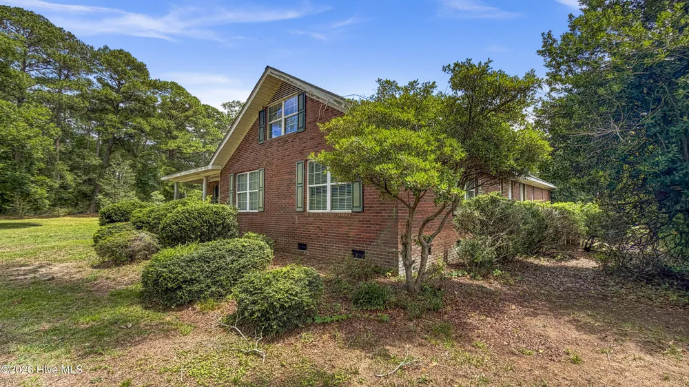 1726 U.S. 701 Highway Elizabethtown, NC 28337