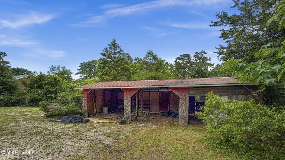 1726 U.S. 701 Highway Elizabethtown, NC 28337