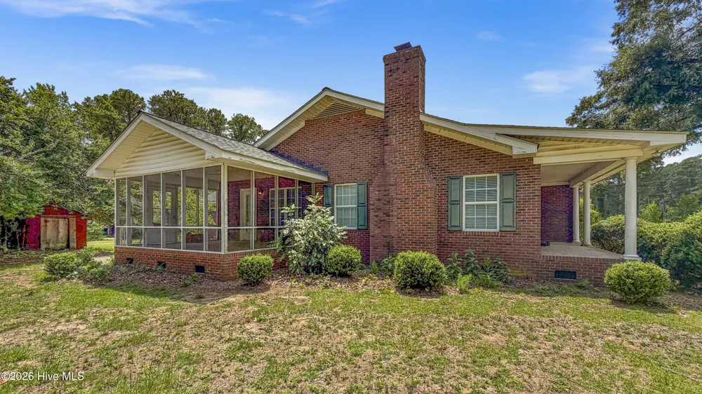 1726 U.S. 701 Highway Elizabethtown, NC 28337
