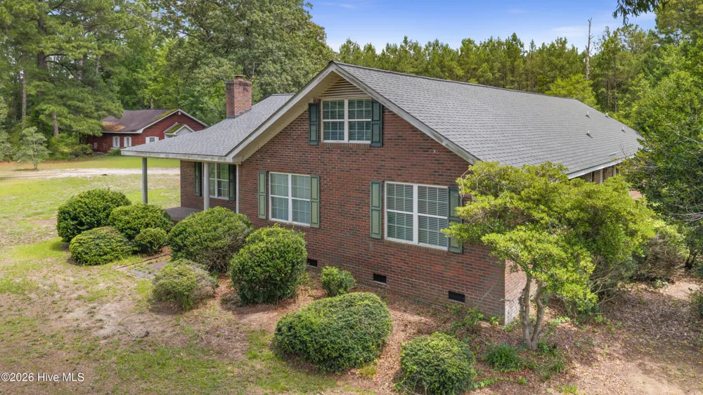 1726 U.S. 701 Highway Elizabethtown, NC 28337