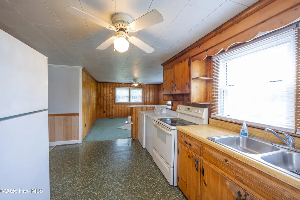1181 Reedsford Road Clinton, NC 28328