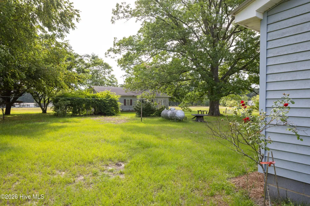 1181 Reedsford Road Clinton, NC 28328