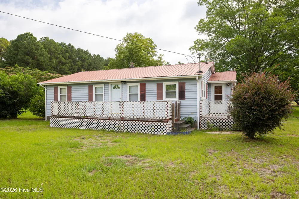 1181 Reedsford Road Clinton, NC 28328